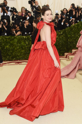 Anne Hathaway pic #1035215
