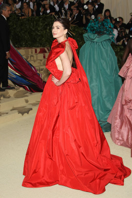 Anne Hathaway pic #1035217