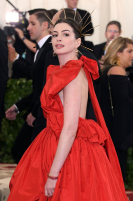 Anne Hathaway pic #1035221