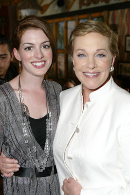 Anne Hathaway pic #187661
