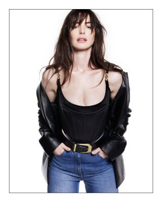 Anne Hathaway pic #1328529