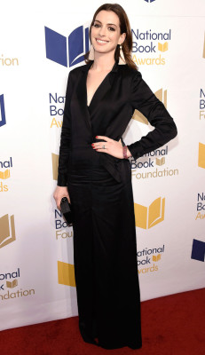 Anne Hathaway pic #980747