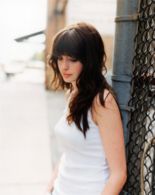 Anne Hathaway pic #187871