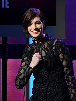 Anne Hathaway pic #743437