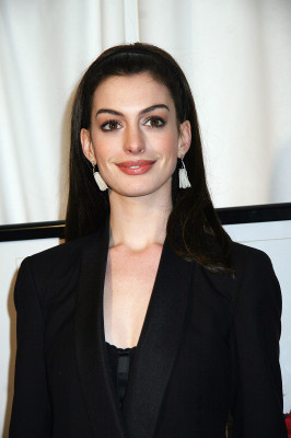 Anne Hathaway pic #307189