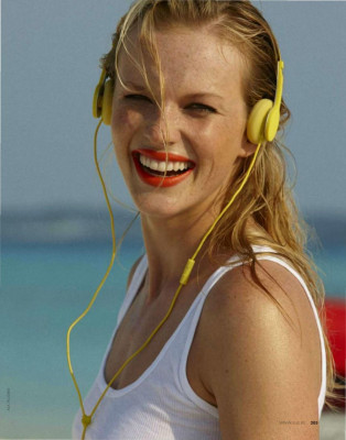 Anne Vyalitsyna pic #633276