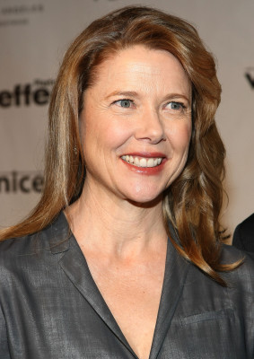 photo 27 in Annette Bening gallery [id313178] 2010-12-06 00:00:00