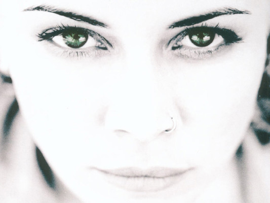 Anouk pic #330208