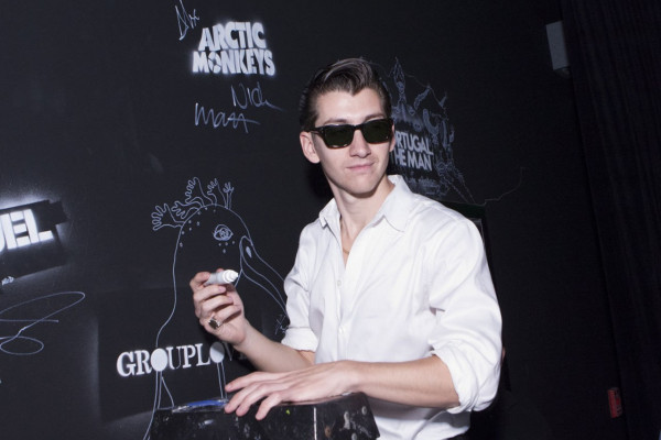 photo 28 in Arctic Monkeys gallery [id650915] 2013-12-03 00:00:00