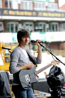 photo 5 in Arctic Monkeys gallery [id729636] 2014-09-18 00:00:00