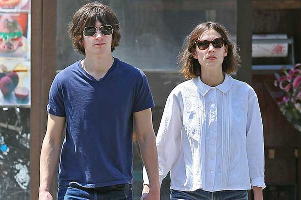 Arctic Monkeys pic #650177