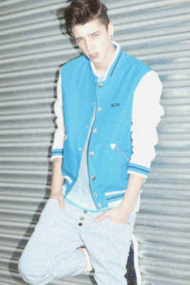 Ash Stymest pic #258797