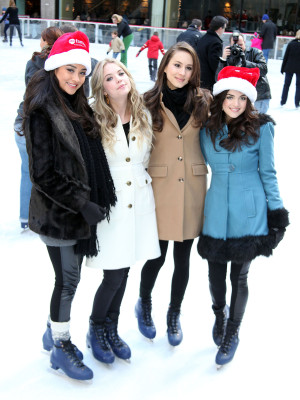 photo 14 in Ashley Benson gallery [id353859] 2011-03-11 00:00:00
