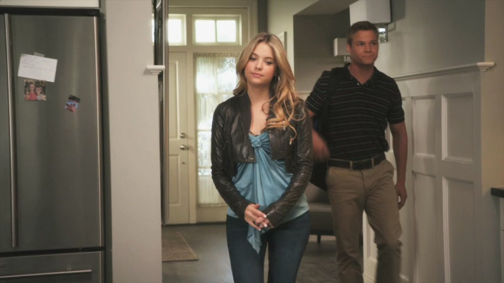 Ashley Benson pic #780315