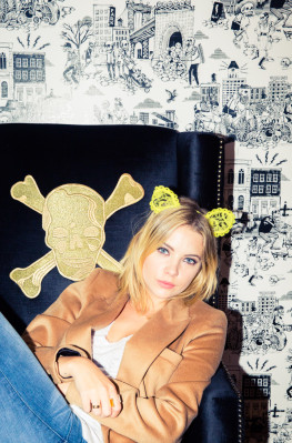 Ashley Benson pic #801250