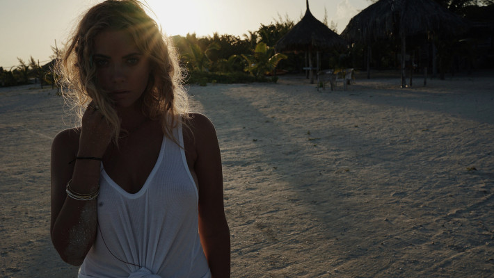 Ashley Benson pic #809697