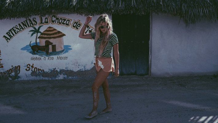 Ashley Benson pic #810036