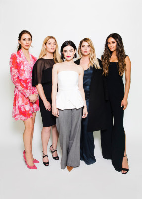 Ashley Benson pic #941683