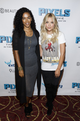 Ashley Benson pic #785850