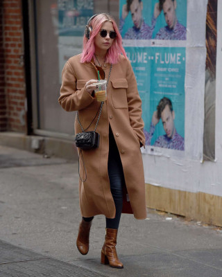 Ashley Benson pic #899950