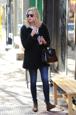 Ashley Benson pic #897628