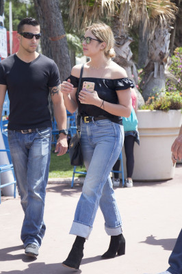 Ashley Benson pic #937530