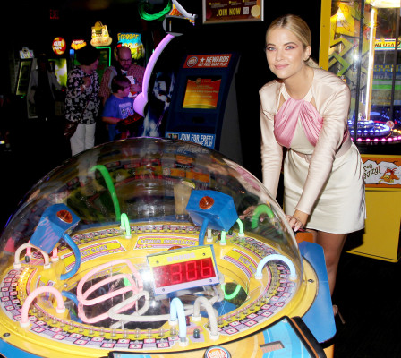 Ashley Benson pic #787797