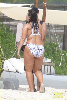 Ashley Graham pic #889903