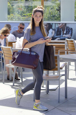 Ashley Greene pic #923499