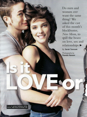 Ashley Greene pic #214013
