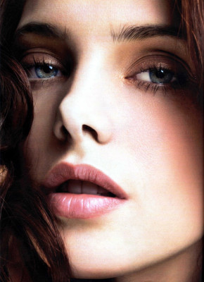 photo 4 in Ashley Greene gallery [id353109] 2011-03-07 00:00:00