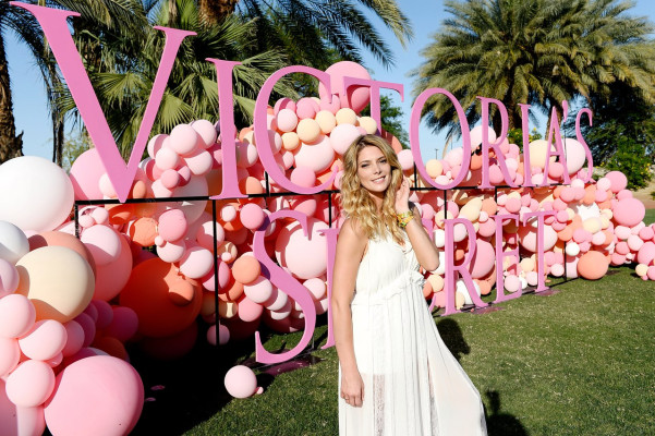 Ashley Greene pic #925916