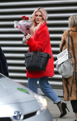 Ashley James pic #1009914