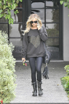 Ashley Tisdale pic #481995