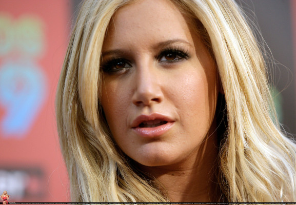 Ashley Tisdale pic #194798