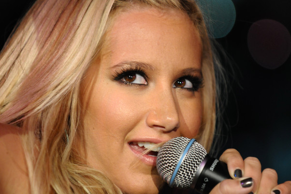 Ashley Tisdale pic #218288