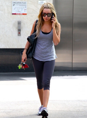 Ashley Tisdale pic #413444