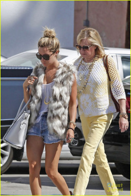 Ashley Tisdale pic #667892