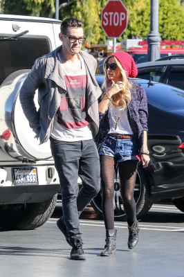 Ashley Tisdale pic #570438