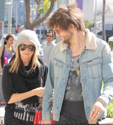 Ashley Tisdale pic #452612