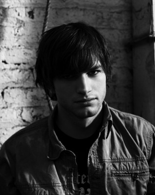 Ashton Cutcher pic #104247