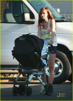 photo 9 in Ashlee Simpson gallery [id148228] 2009-04-21 00:00:00