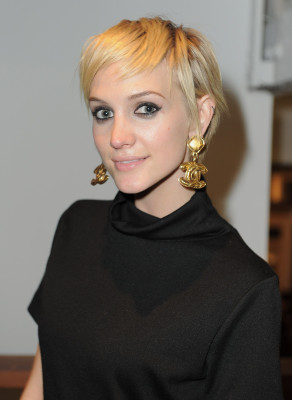 photo 8 in Ashlee Simpson gallery [id316811] 2010-12-15 00:00:00