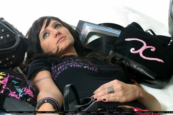 Ashlee Simpson pic #45339