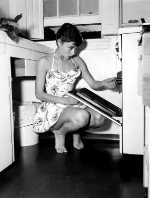 Audrey Hepburn pic #105423