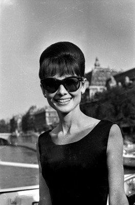 Audrey Hepburn pic #105425