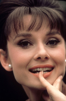 Audrey Hepburn pic #243945