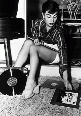 Audrey Hepburn pic #102746