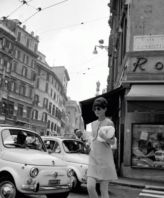 Audrey Hepburn pic #102753