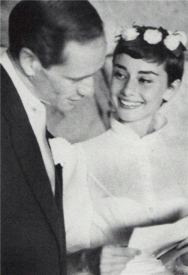 Audrey Hepburn pic #490798